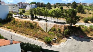 Land for sale in Sesimbra, Portugal — €400,000