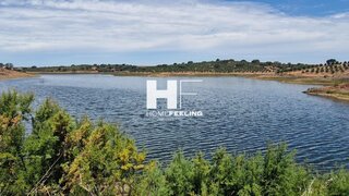 Terreno de 6 600 000 m² em Beja