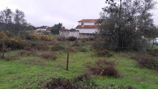 Terreno de 639 m² em Setúbal