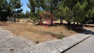 Land for sale in Sesimbra, Portugal — €132,500