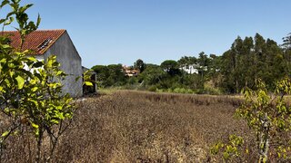 Land for sale in Sesimbra, Portugal — €235,000