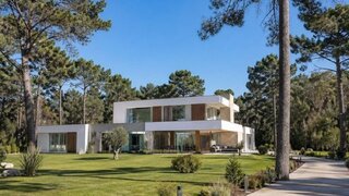 Land for sale in Seixal, Portugal — €1,000,000