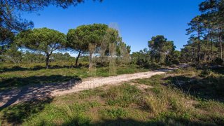 Land for sale in Sesimbra, Portugal — €80,000