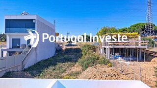 Terreno de 217 m² em Setúbal