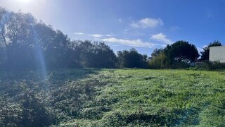 Land for sale in Sesimbra, Portugal — €349,000