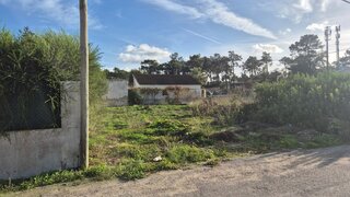 Land for sale in Almada, Portugal — €220,000