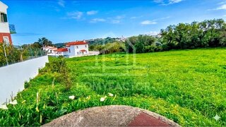 Terreno em Sesimbra · 2250 m² · 345 000 €