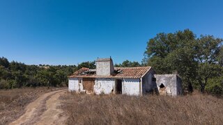 Land for sale in Grândola, Portugal — €975,000