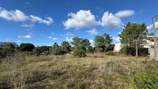 Terreno para venda em Almada, Portugal — 250 000 €