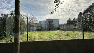 Terreno de 672 m² em Setúbal