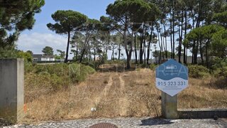 Land for sale in Sesimbra, Portugal — €129,500
