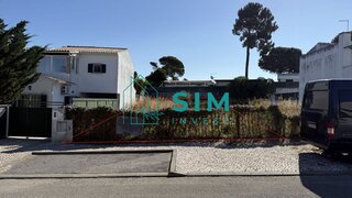 Land for sale in Sesimbra, Portugal — €85,000