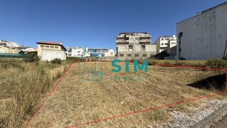 Land for sale in Sesimbra, Portugal — €340,000