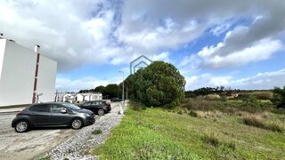 Land for sale in Montijo, Portugal — €225,000