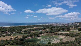 Land for sale in Almada, Portugal — €455,532
