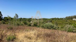 Land for sale in Sesimbra, Portugal — €275,000