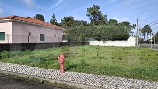 Terreno de 424 m² em Setúbal