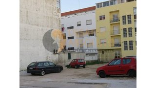 Land for sale in Sesimbra, Portugal — €124,000