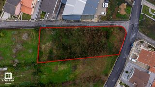 Land for sale in Santa Maria da Feira, Portugal — €120,000