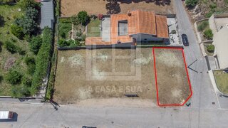 Land for sale in Vila Nova de Gaia, Portugal — €60,000