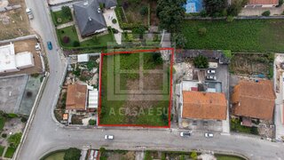 Land for sale in Santa Maria da Feira, Portugal — €122,000