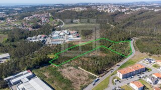 Land for sale in Santa Maria da Feira, Portugal — €2,021,880