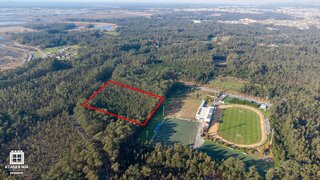 Land for sale in Estarreja, Portugal — €75,000