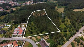 Land for sale in Santa Maria da Feira, Portugal — €98,000