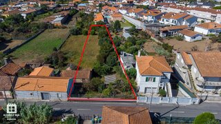 Land for sale in Oliveira de Azeméis, Portugal — €78,000