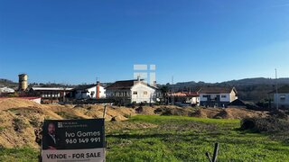Land for sale in Lousada, Portugal — €39,500