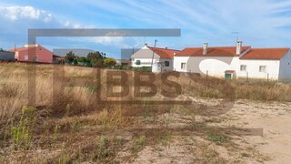 Land for sale in Benavente, Portugal — €113,000