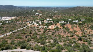 Land for sale in Loulé, Portugal — €360,000
