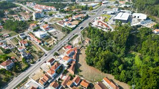 Terreno em Leiria · 280 m² · 45 000 €