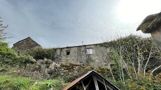 Land for sale in Arcos de Valdevez, Portugal — €58,000