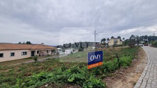Terreno em Vila Real · 551 m² · 56 000 €
