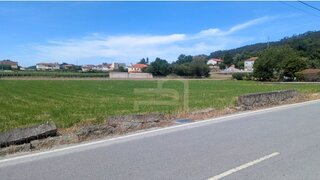 Terreno · 5400 m² · 410 000 €