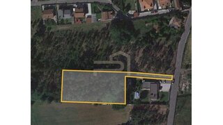 Terreno em Vila Nova de Famalicão · 3901 m² · 300 000 €