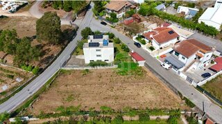Terreno em Santo Tirso · 1125 m² · 99 500 €