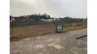 Terreno em Águeda · 981 m² · 59 500 €
