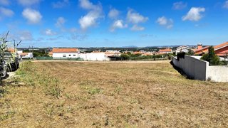 Land for sale in Torres Vedras, Portugal — €175,000