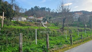 Terreno para venda em Ponte da Barca, Portugal — 30 000 €