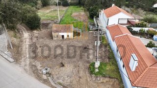 Terreno em Caldas da Rainha · 3385 m² · 115 000 €