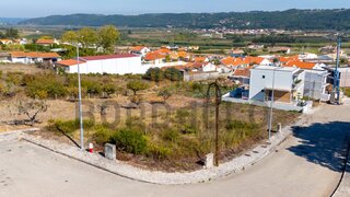 Terreno em Nazaré · 211 m² · 57 500 €