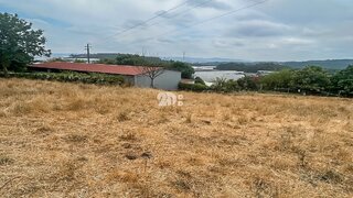 Terreno em Vila Nova de Famalicão · 5000 m² · 560 000 €
