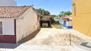 Land for sale in Alpiarça, Portugal — €90,000