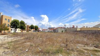 Land for sale in Caldas da Rainha, Portugal — €350,000