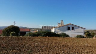 Land for sale in Arruda dos Vinhos, Portugal — €100,000