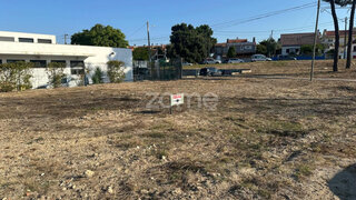 Land for sale in Sesimbra, Portugal — €85,000