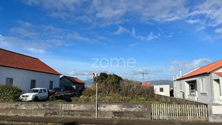 Land for sale in Madalena, Portugal — €150,000