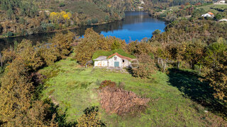 Land for sale in Marco de Canaveses, Portugal — €217,000
